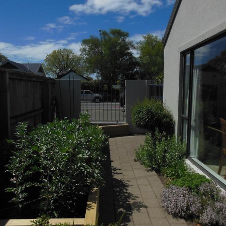 Garden Bed And Breakfast Christchurch Dış mekan fotoğraf