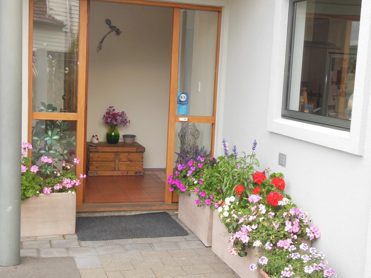 Garden Bed And Breakfast Christchurch Dış mekan fotoğraf